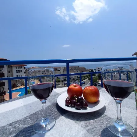 アパート Vega Village Ap A8 *